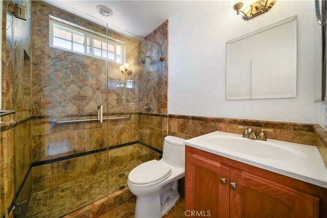8712 Bellmead Drive, Huntington Beach, CA 92646