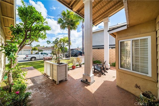 8712 Bellmead Drive, Huntington Beach, CA 92646