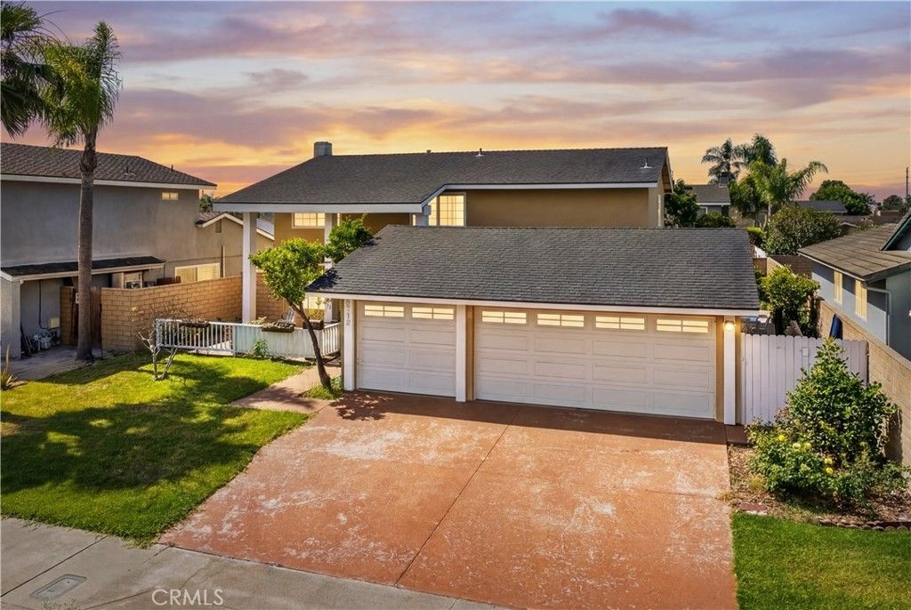 8712 Bellmead Drive, Huntington Beach, CA 92646