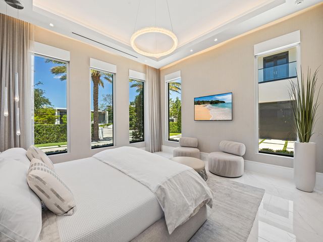 3916 Country Club Lane, Fort Lauderdale, FL 33308