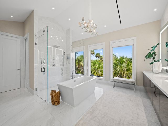 3916 Country Club Lane, Fort Lauderdale, FL 33308