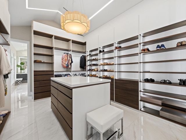 3916 Country Club Lane, Fort Lauderdale, FL 33308