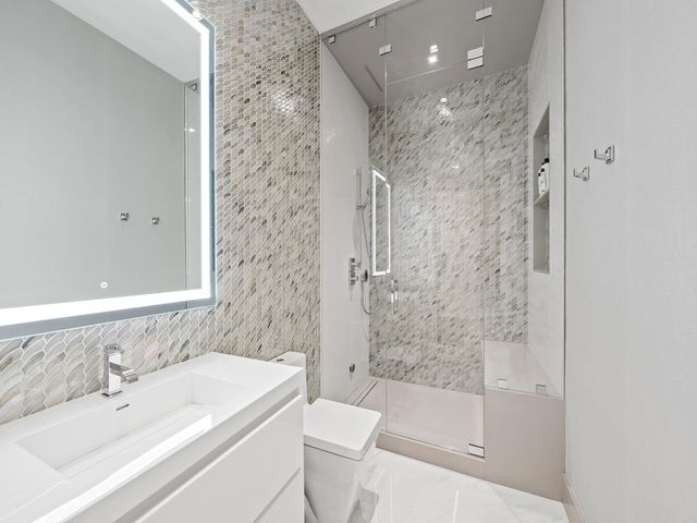 3916 Country Club Lane, Fort Lauderdale, FL 33308