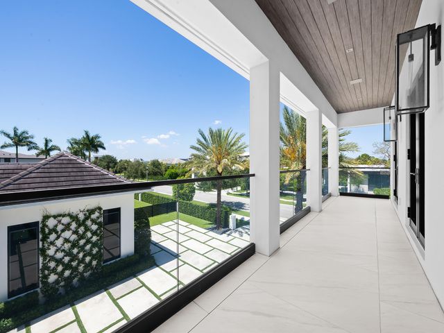 3916 Country Club Lane, Fort Lauderdale, FL 33308