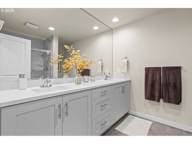 16812 Se ARDENWALD PARK Ter LT 656, Happy Valley, OR 97086