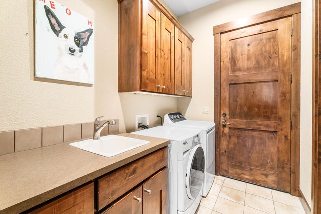 60515 Snap Shot Loop, Bend, OR 97702