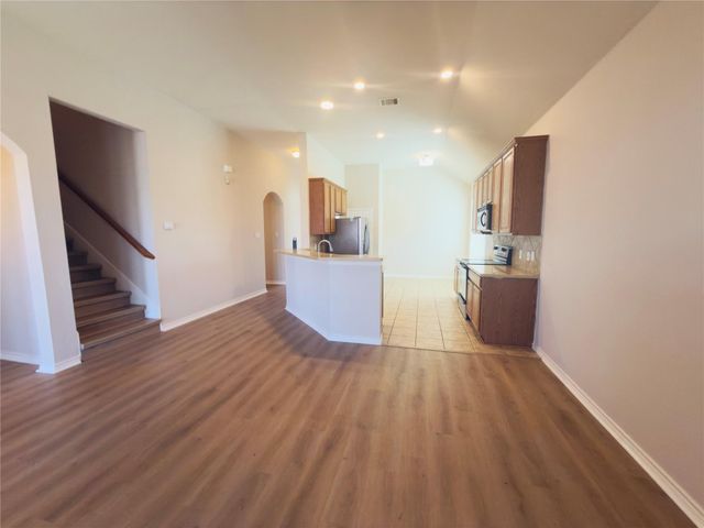 3932 Links LN, Round Rock, TX 78664