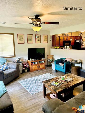 335 Arianna Pl Place, Tea, SD 57064