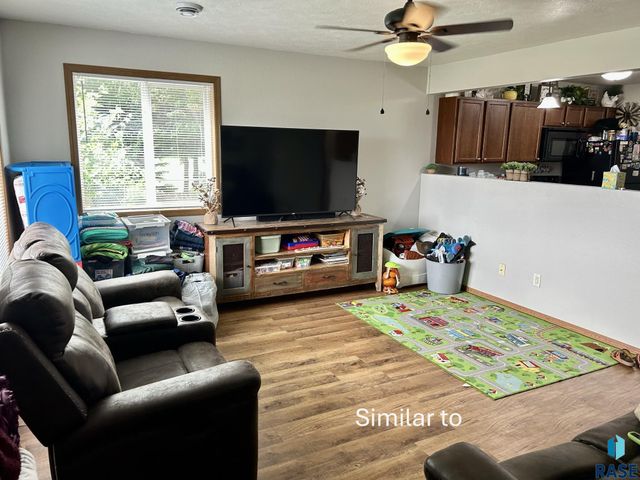 335 Arianna Pl Place, Tea, SD 57064