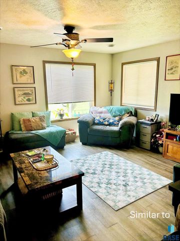 335 Arianna Pl Place, Tea, SD 57064