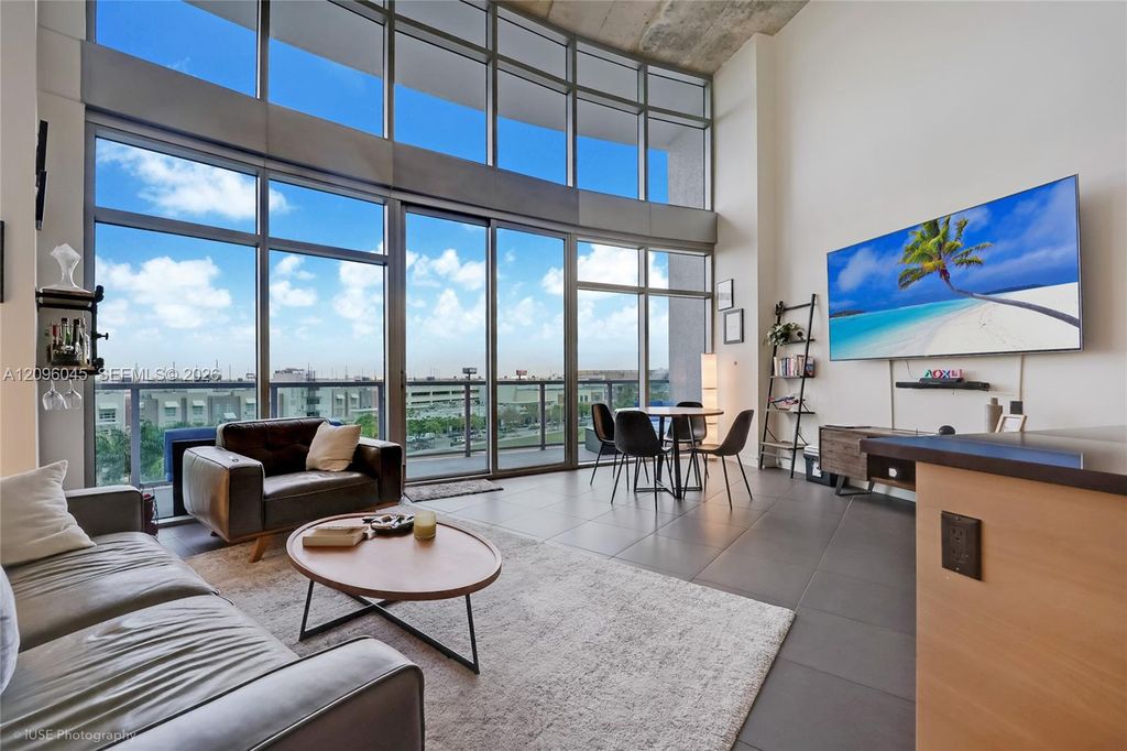 3301 NE 1st Avenue M0605, Miami, FL 33137