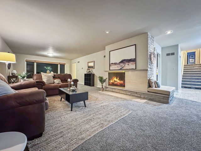 4094 Lyon Drive, Upper Arlington, OH 43220