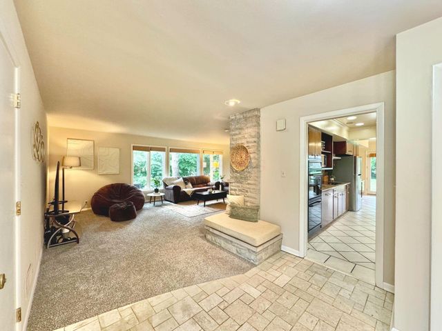 4094 Lyon Drive, Upper Arlington, OH 43220