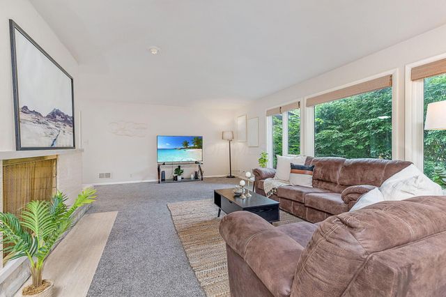 4094 Lyon Drive, Upper Arlington, OH 43220