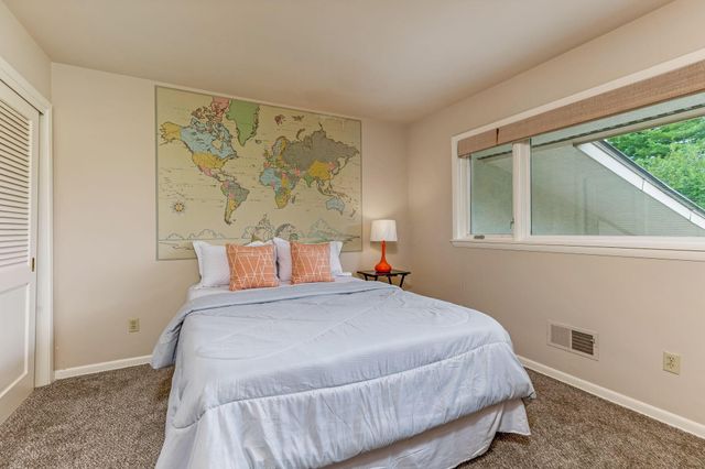 4094 Lyon Drive, Upper Arlington, OH 43220