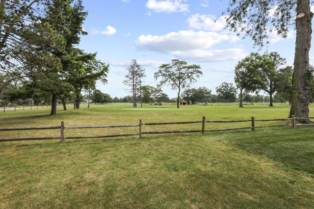 4094 Lyon Drive, Upper Arlington, OH 43220