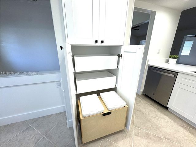 1545 SW 23rd Ter, Deerfield Beach, FL 33442