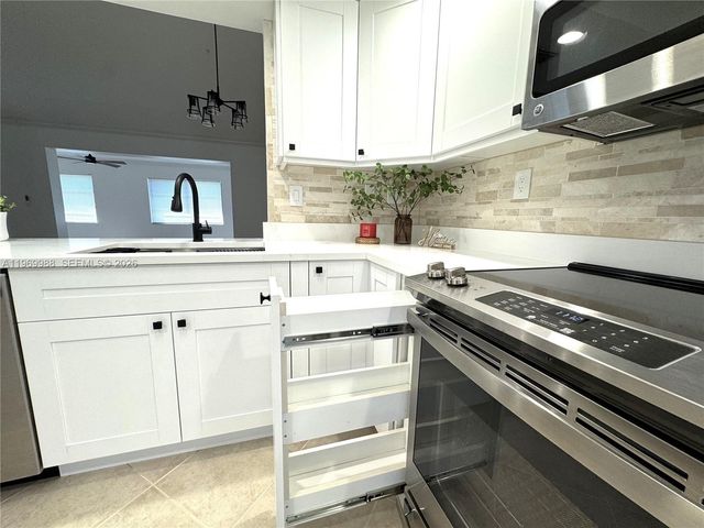 1545 SW 23rd Ter, Deerfield Beach, FL 33442