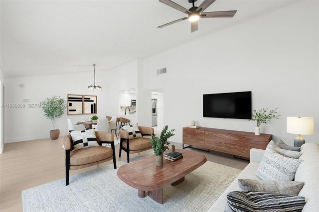 1545 SW 23rd Ter, Deerfield Beach, FL 33442