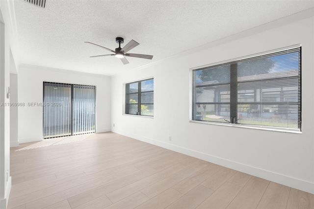 1545 SW 23rd Ter, Deerfield Beach, FL 33442