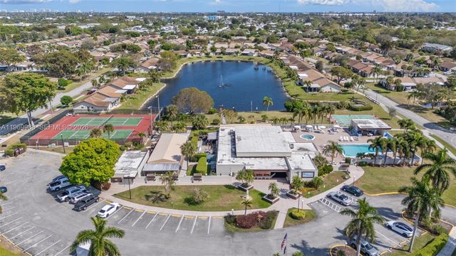1545 SW 23rd Ter, Deerfield Beach, FL 33442