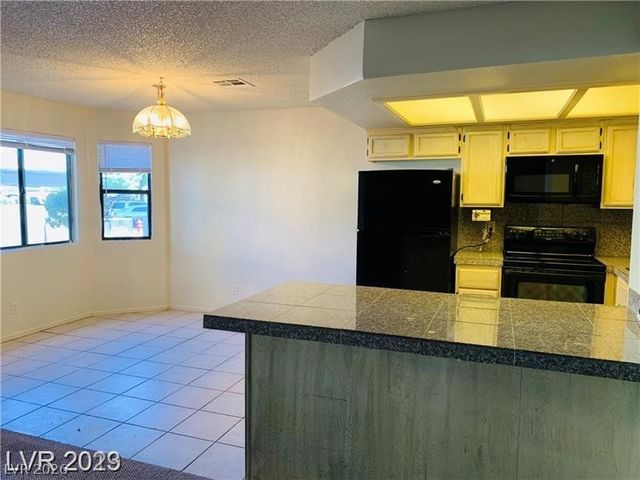 2724 OTTER CREEK Court 101, Las Vegas, NV 89117