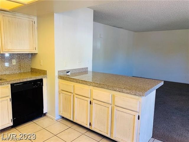 2724 OTTER CREEK Court 101, Las Vegas, NV 89117
