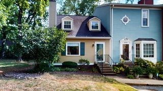 10729 Colonial Woods Ct, Louisville, KY 40023