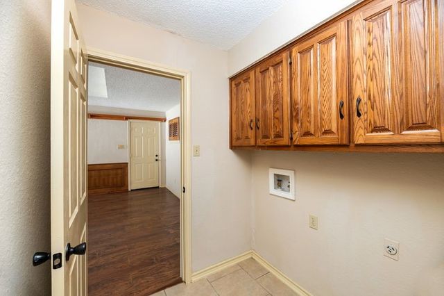 922 Kingston Drive, Mansfield, TX 76063