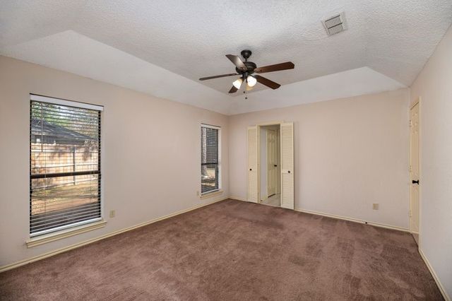 922 Kingston Drive, Mansfield, TX 76063