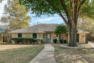 922 Kingston Drive, Mansfield, TX 76063