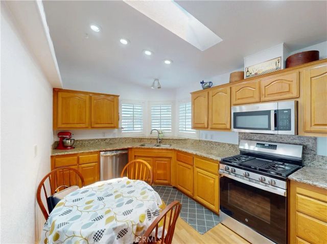 9850 Garfield 95, Huntington Beach, CA 92646