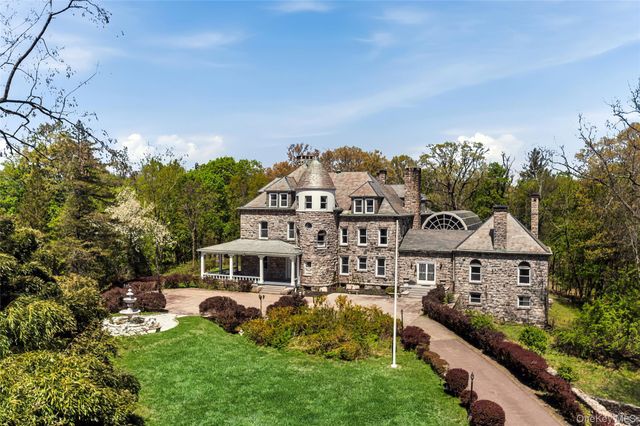 139 Scarborough Road, Briarcliff Manor, NY 10510