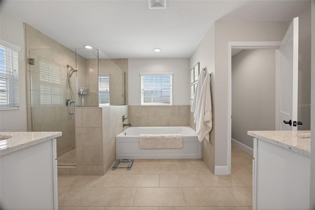 Image 29 of property listing at 10160 SE 41ST AVENUE, Belleview, FL 34420