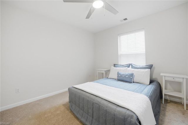 1082 Longstreet AVE A, Virginia Beach, VA 23451