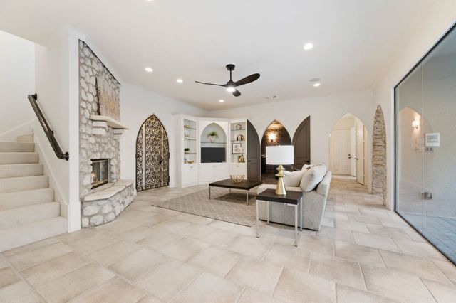 5613 Versailles Court, Colleyville, TX 76034