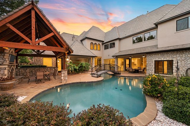 5613 Versailles Court, Colleyville, TX 76034