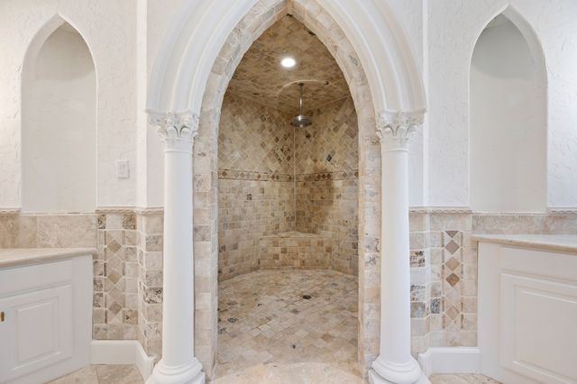 5613 Versailles Court, Colleyville, TX 76034