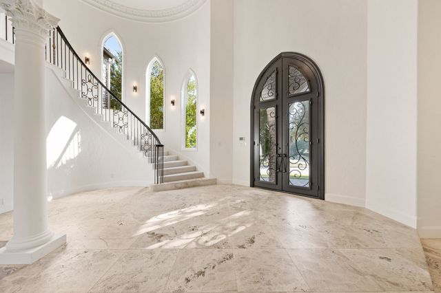 5613 Versailles Court, Colleyville, TX 76034