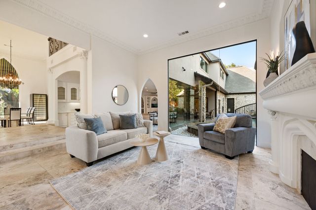 5613 Versailles Court, Colleyville, TX 76034