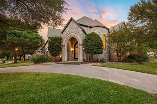 5613 Versailles Court, Colleyville, TX 76034