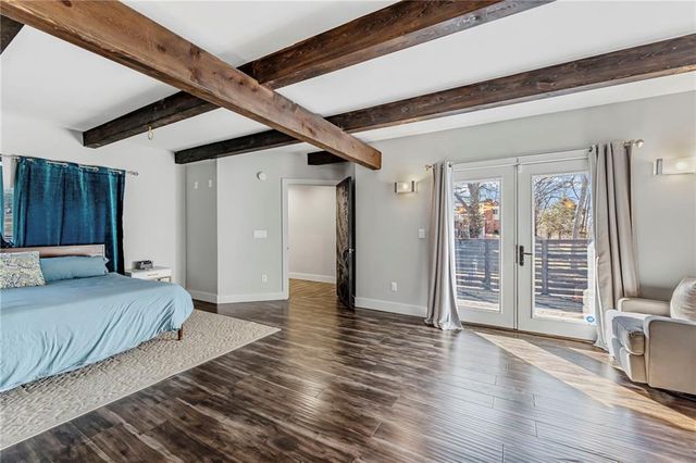 2804 S WHITNEY Road, Independence, MO 64057