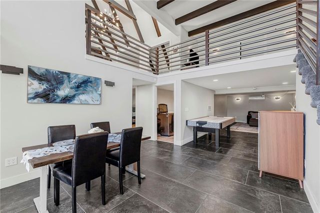 2804 S WHITNEY Road, Independence, MO 64057