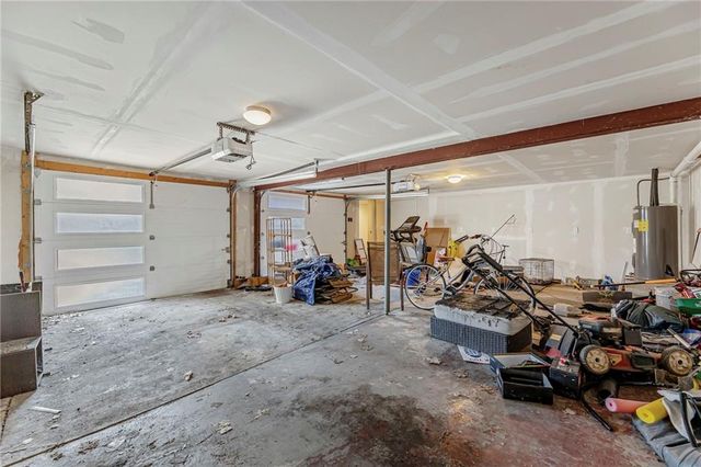 2804 S WHITNEY Road, Independence, MO 64057