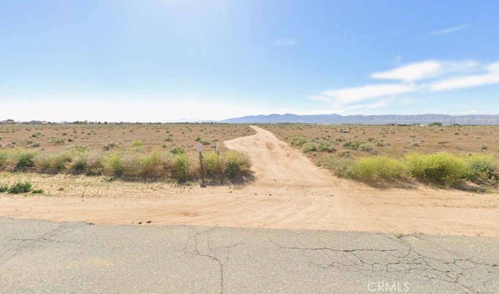 7635 Karen Avenue, California City, CA 93635