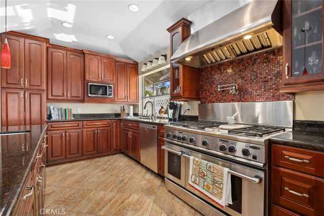419 Calle Pueblo, San Clemente, CA 92672