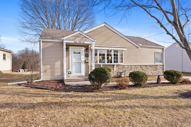 1323 14th Street, Bettendorf, IA 52722