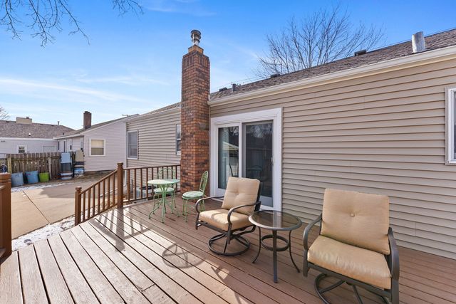 1323 14th Street, Bettendorf, IA 52722