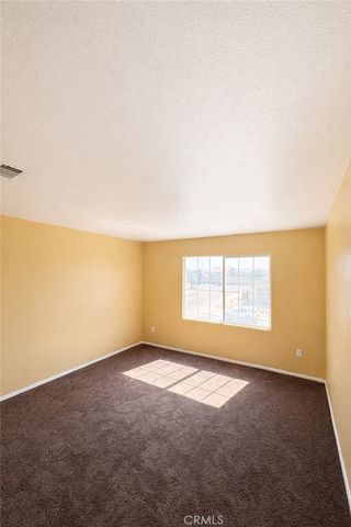 15082 Zircon, Victorville, CA 92394
