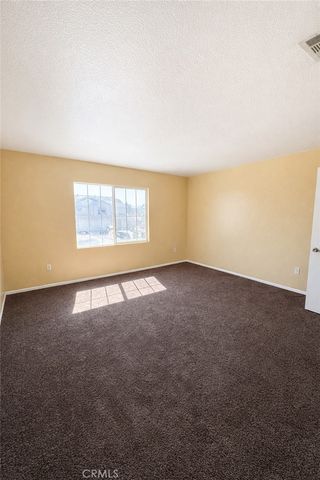 15082 Zircon, Victorville, CA 92394